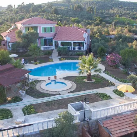 Villa Bungolow Ciftlik Evleri *
